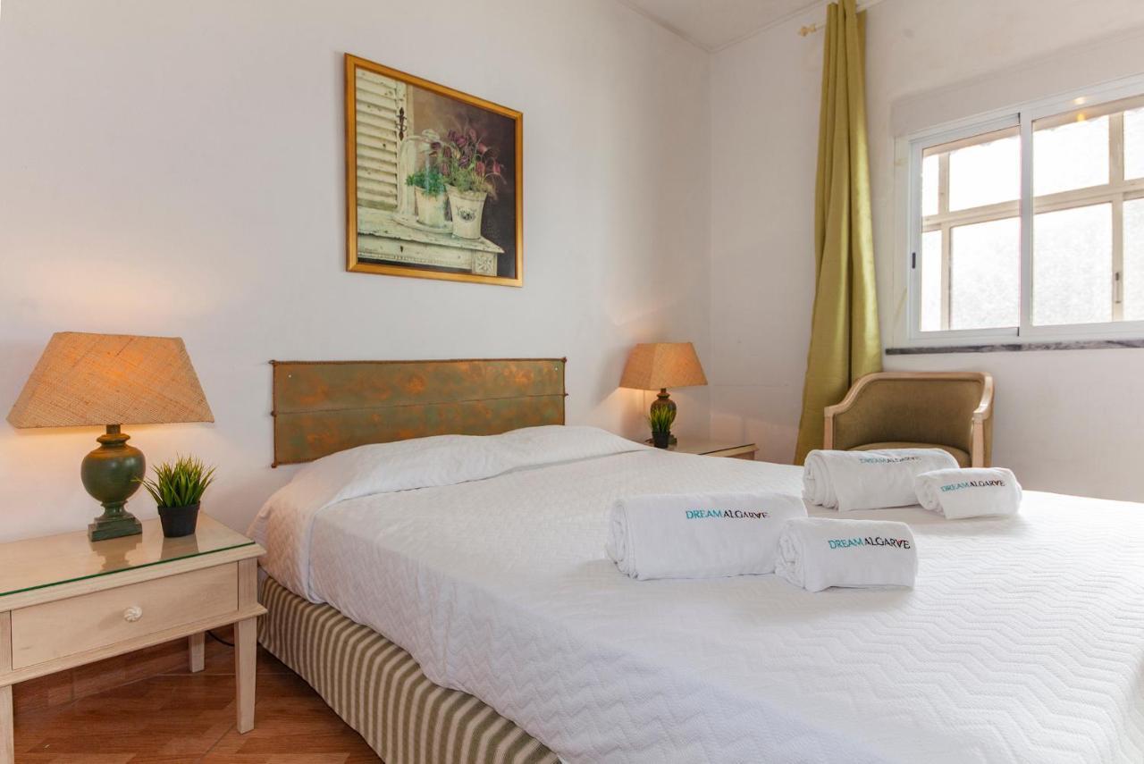 B24 - Hideaway Gem Apartment Lagos